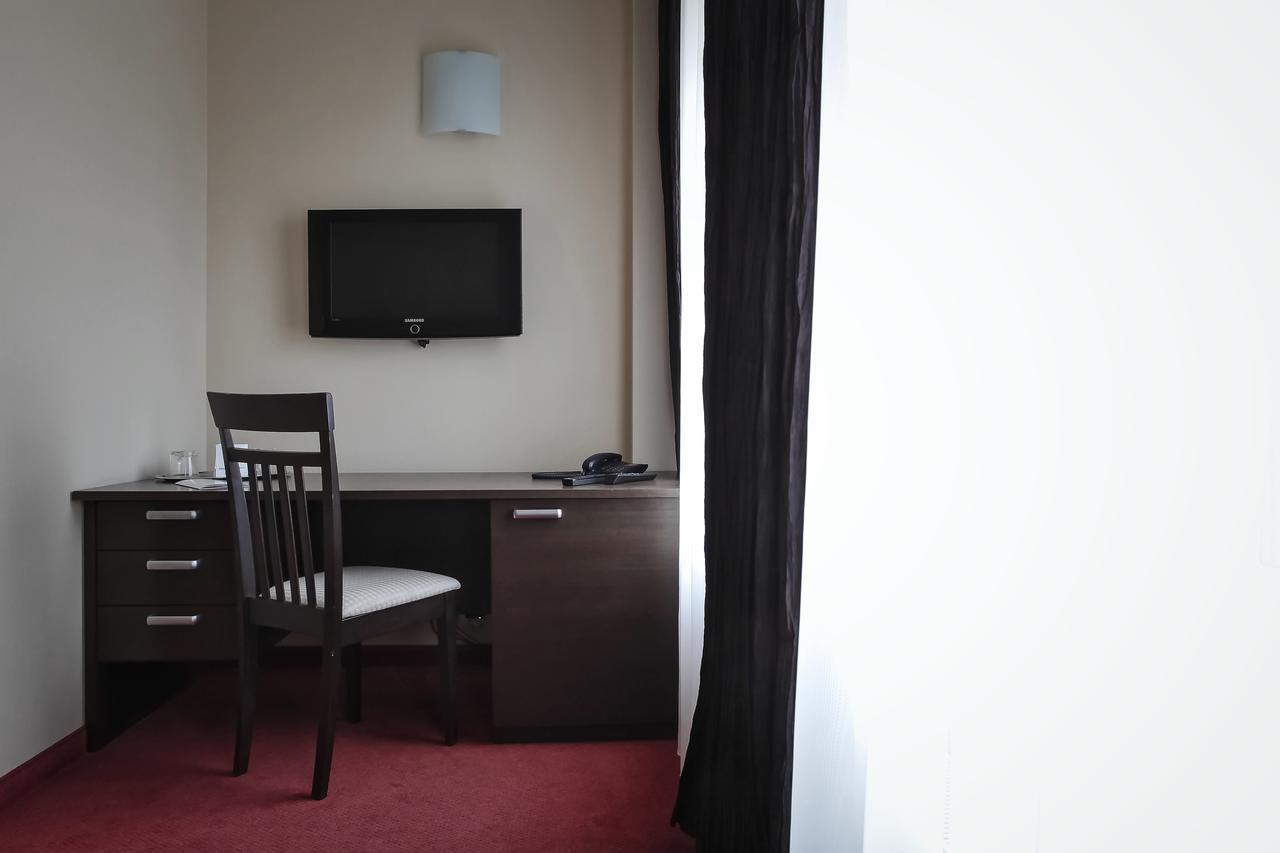 Hotel Palma Mažeikiai Dış mekan fotoğraf