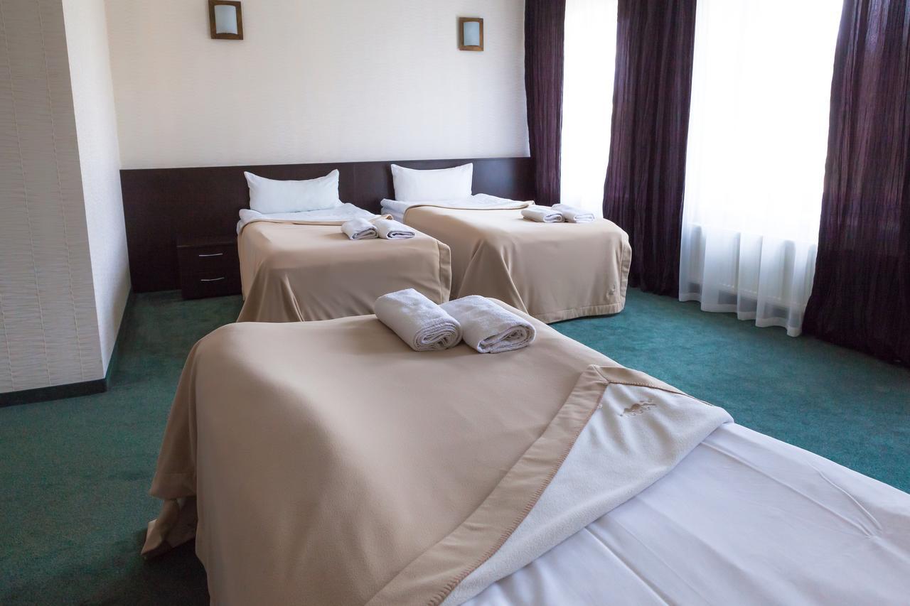 Hotel Palma Mažeikiai Dış mekan fotoğraf