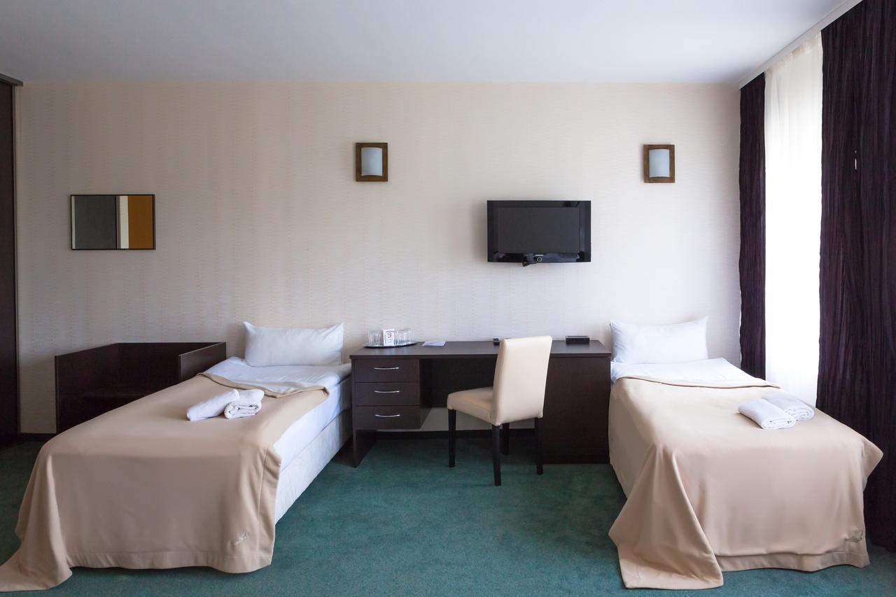 Hotel Palma Mažeikiai Dış mekan fotoğraf