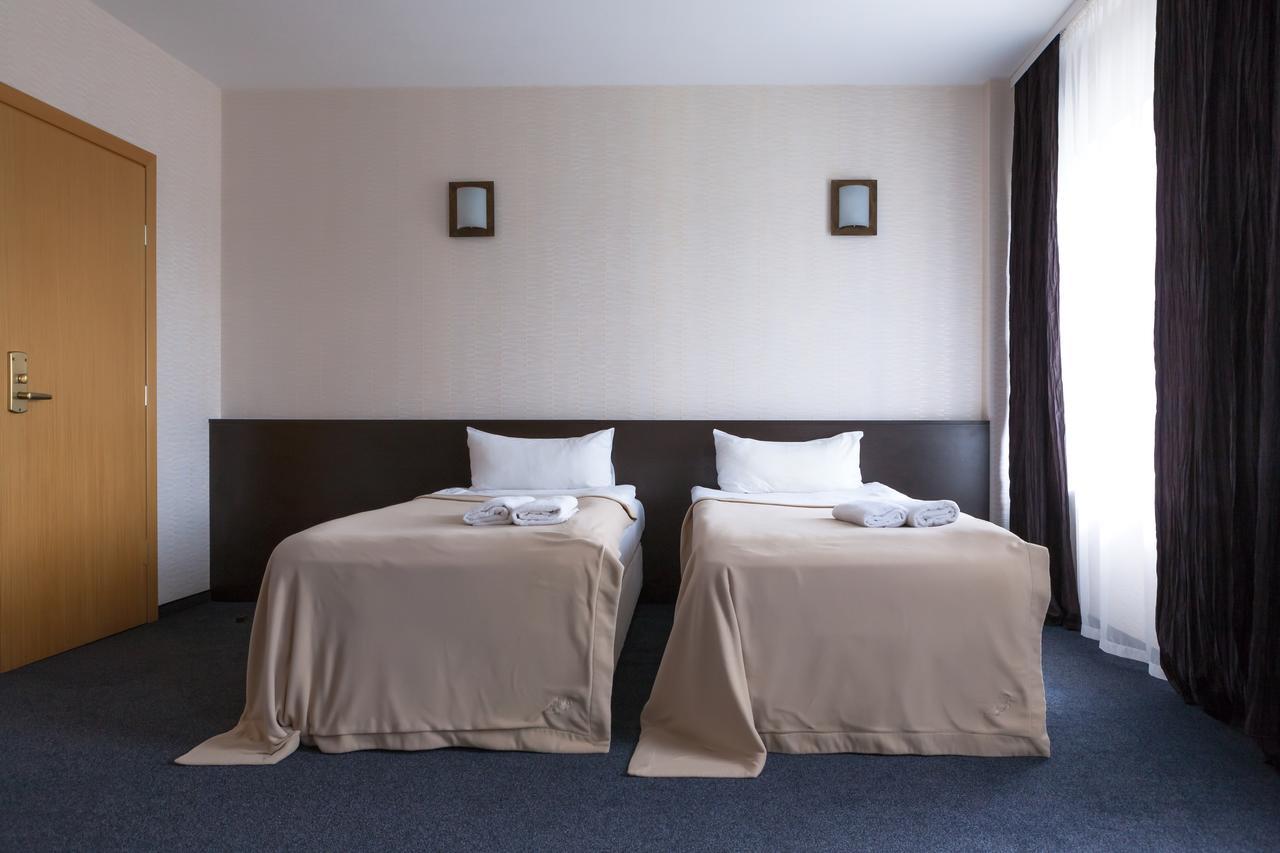 Hotel Palma Mažeikiai Dış mekan fotoğraf